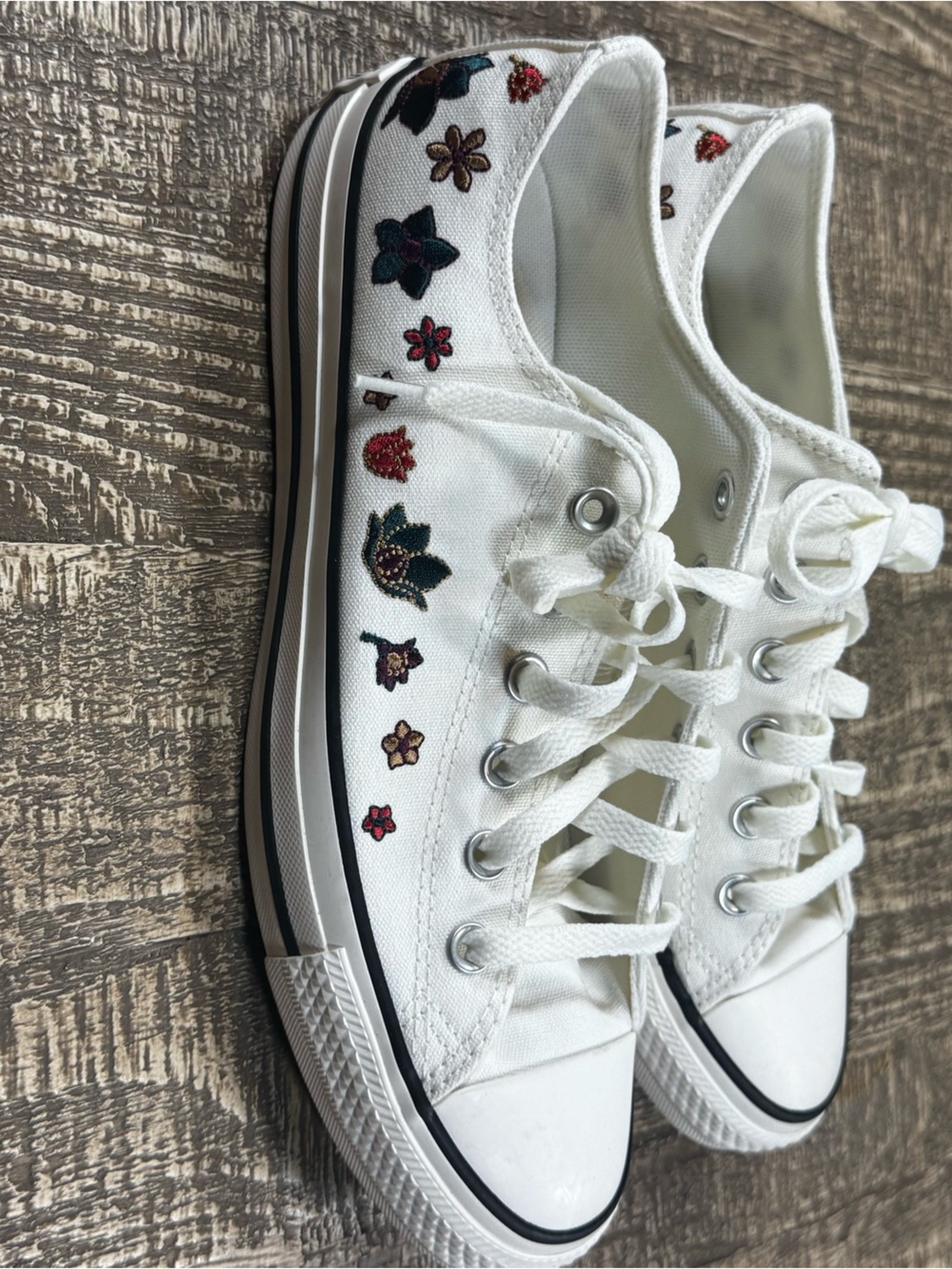Converse ALL STAR CHUCK TAYLOR Krem Floral Sneakers W9.5 NWOT - Picture 9 of 15